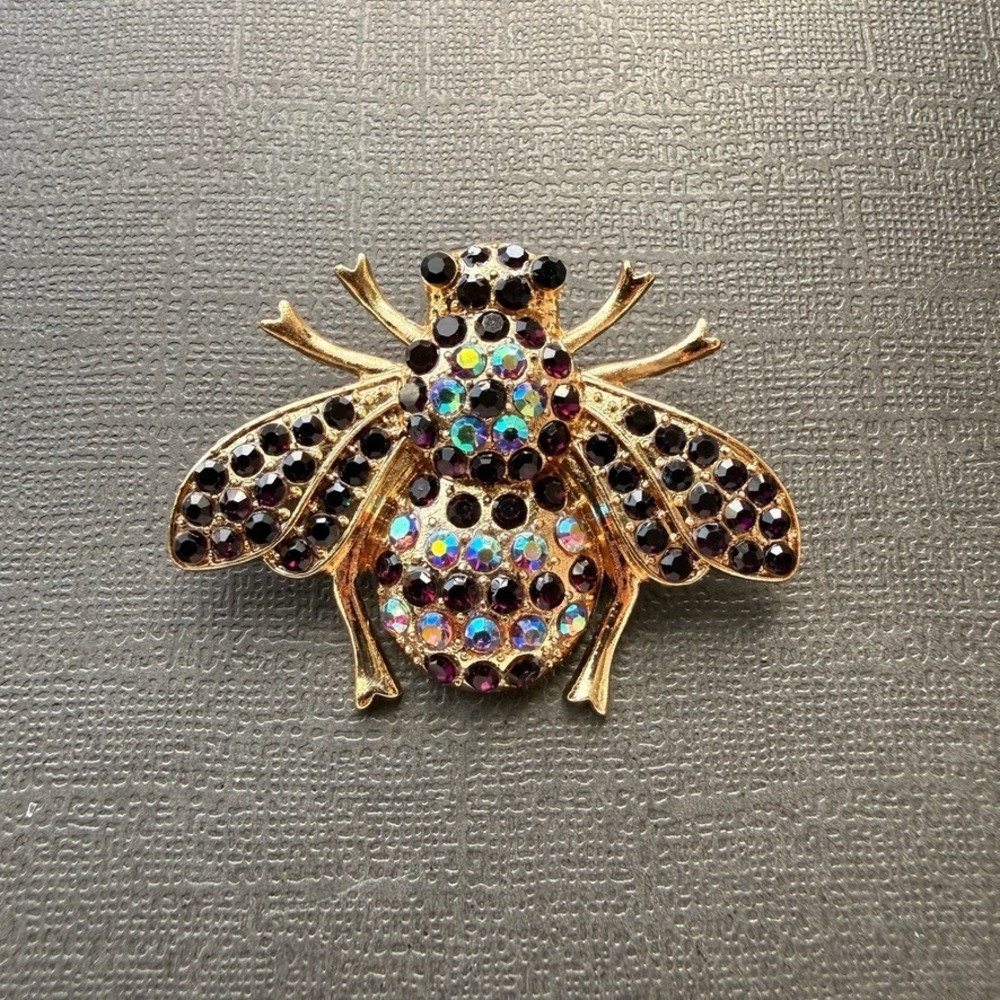 Bee Brooch Pin Black AB Rhinestone Gold Tone Insect Bug Statement Jewelry